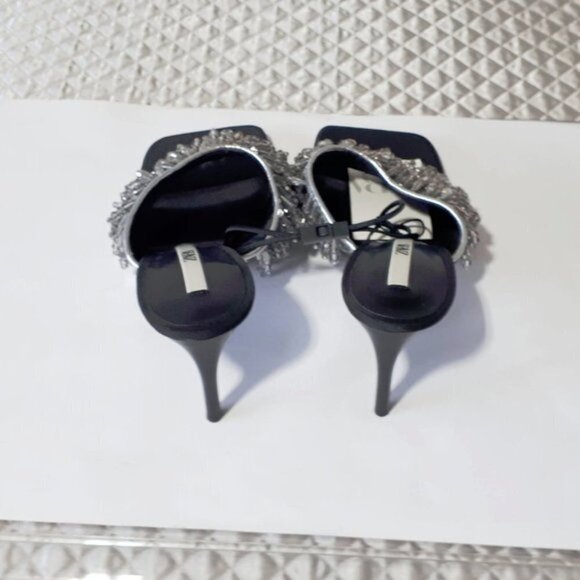 NWT Zara black, grey & silver beaded strap heeled sandals - Picture 14 of 16